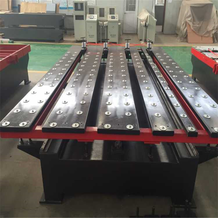 數控(kòng)剪闆送料機(jī)的安全操作(zuo)規程