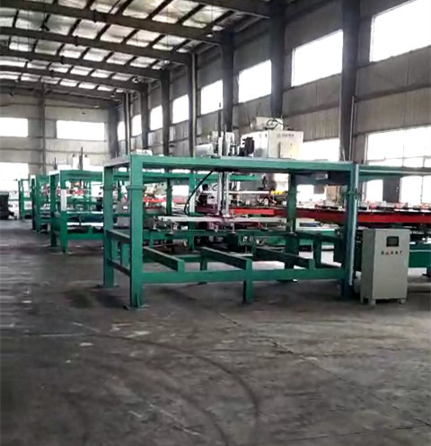 數控(kong)沖床送料機用戶(hù)方給予配合