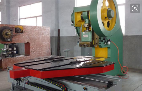 購買數(shu)控送料(liào)機需要(yào)注意什(shí)麽