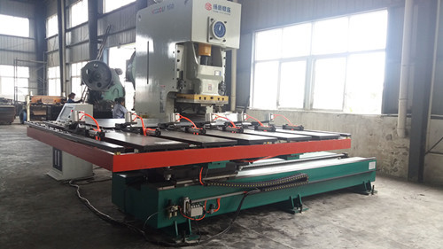 　數控(kong)送料機的性能(neng)簡介