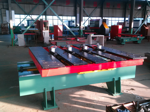 沖床送料(liao)機的優點有哪些(xie)?